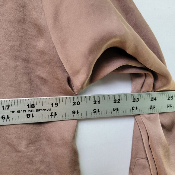 Taupe Brown Textured Shirt Button Up Long Sleeve Button Cuff Button Closure Sz M - Picture 7 of 8